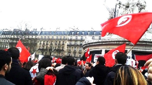Réconciliation-nationale-les-Tunisiens-de-l’Étranger-se-mobilisent-à-Paris-contre-ce-projet-de-loi-660-660x360