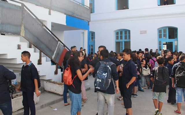 eleve-vacances-scolaires-tunisie-wmc